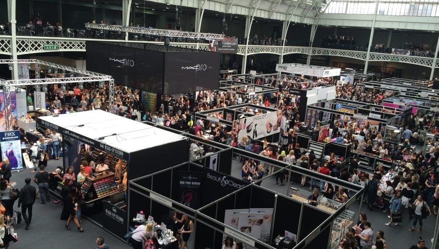 Content Marketing and Trade Shows: How to Drive Conversions Post-Event Content Marketing and Trade Shows: How to Drive Conversions Post-Event